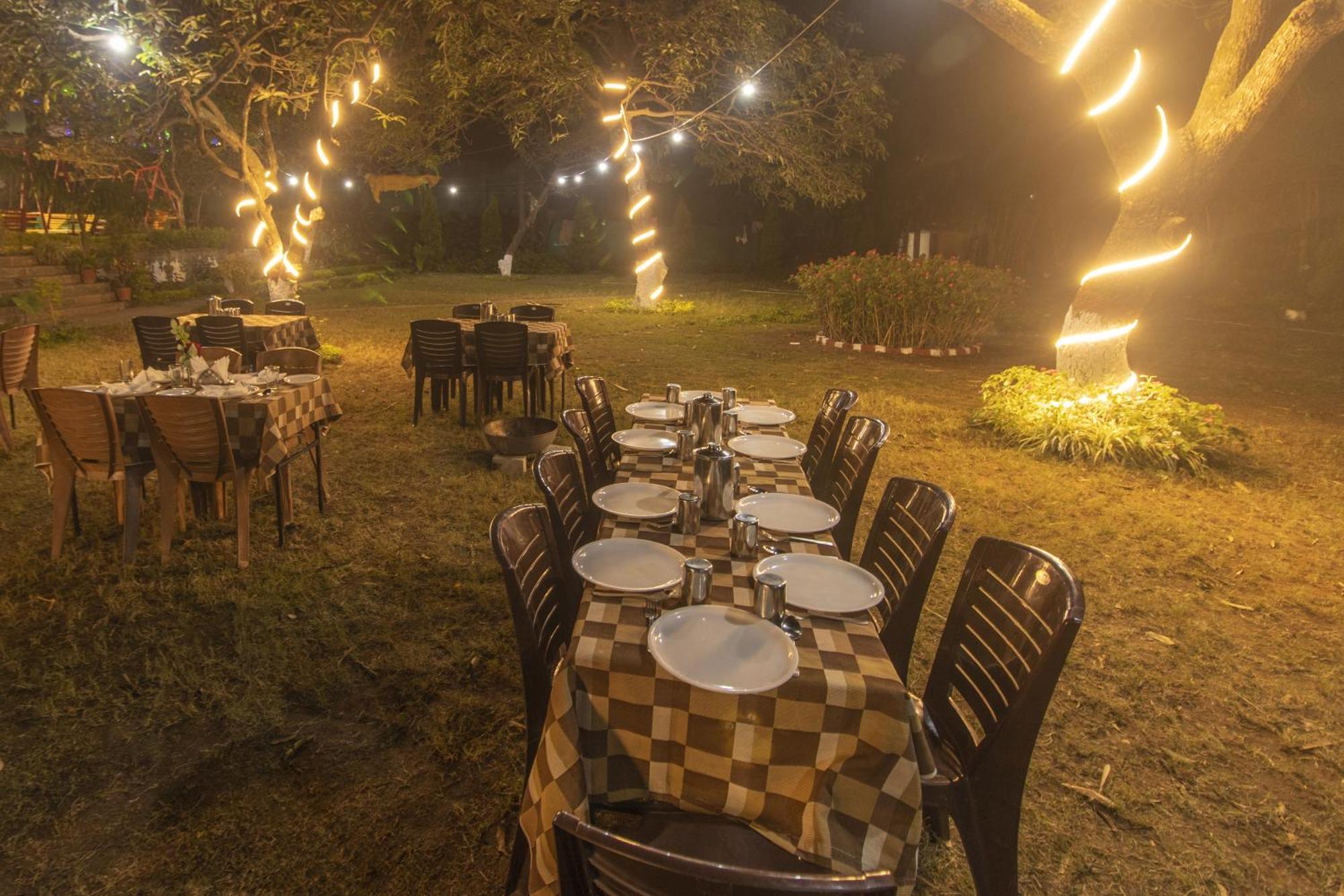 Wow Stayz2 Misty Meadows Pachmarhī Esterno foto
